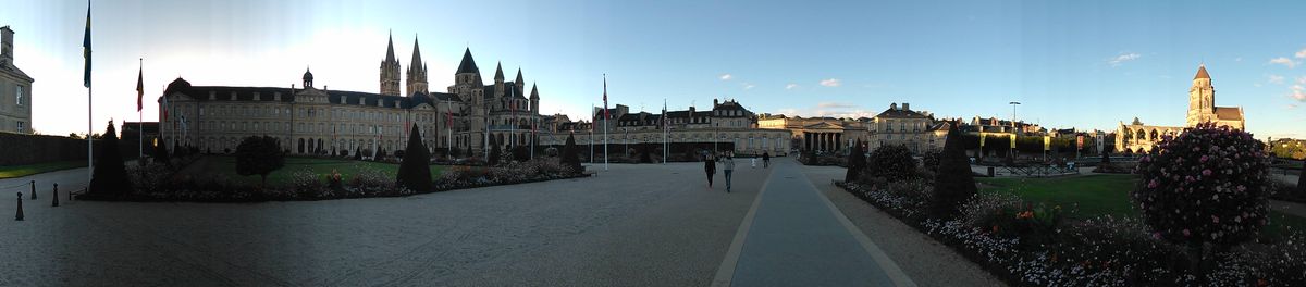 monumentos de caen, francia