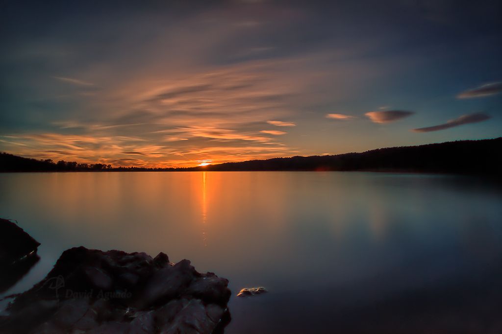 Embalse sobre el arroyo de la Portiña, situado al norte de Talavera de la Reina. Filtro Big Stopper, 60 segundos de exposición y la luz dibujo el resto.